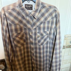 Men's Large Wrangler Long Sleeve Shirt